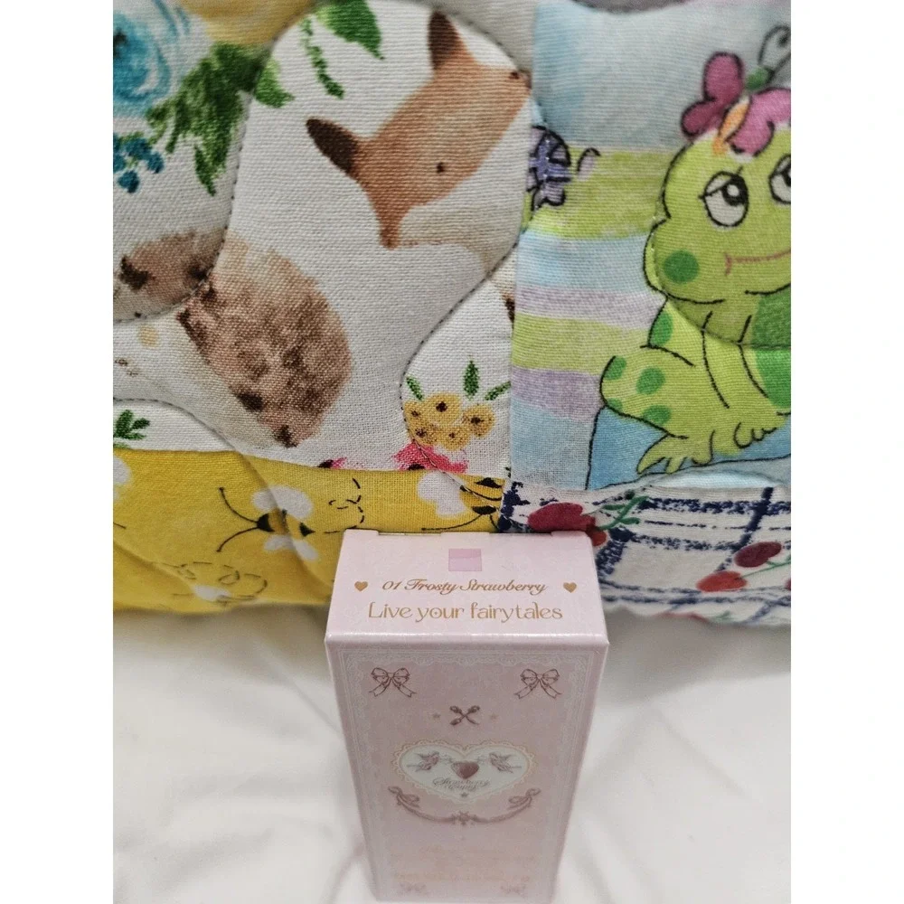 Flower Knows Strawberry Cupid Liquid Blush‎ 01 Frosty Strawberry Kawaii Makeup